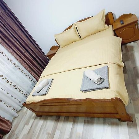 Apartament Radoi Apartment Drobeta Turnu Severin Exterior photo