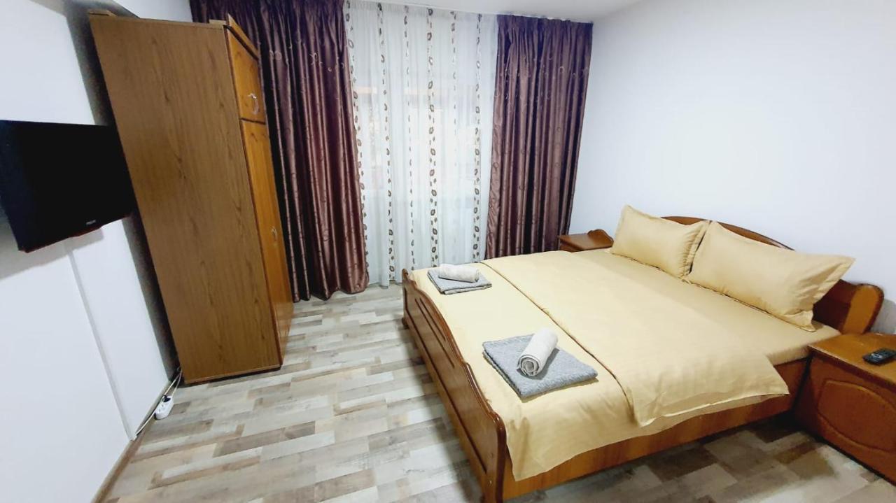 Apartament Radoi Apartment Drobeta Turnu Severin Exterior photo