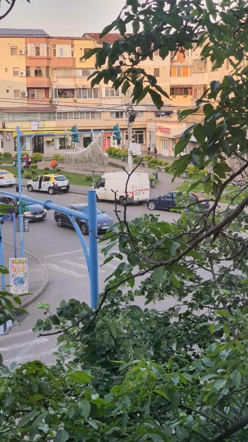 Apartament Radoi Apartment Drobeta Turnu Severin Exterior photo
